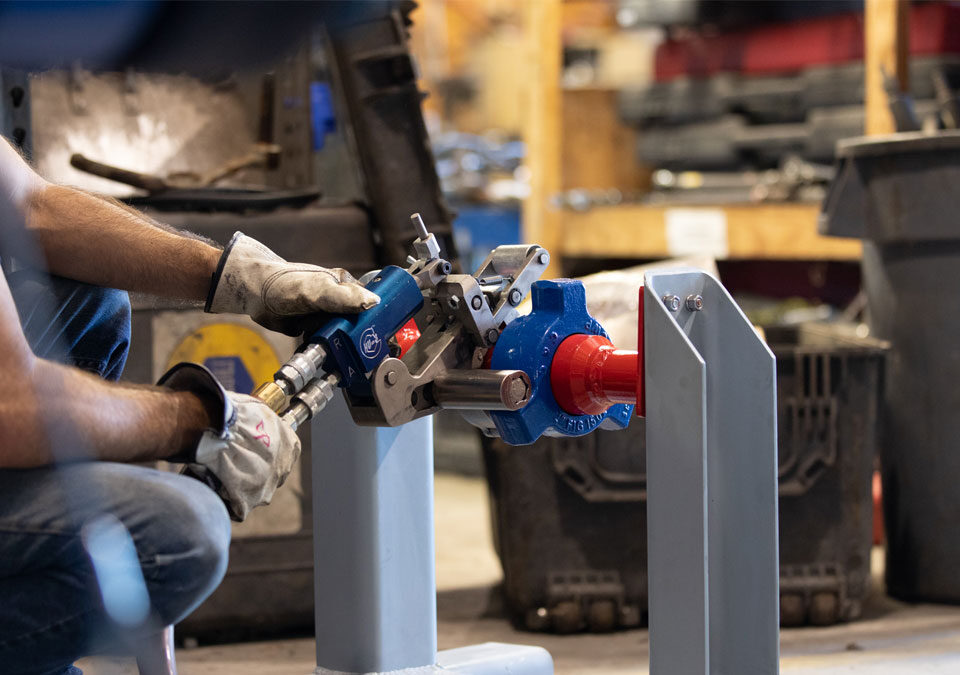 Torqlite compact hydraulic torque wrench in use, illustrating how to choose the right tool for tight spaces.